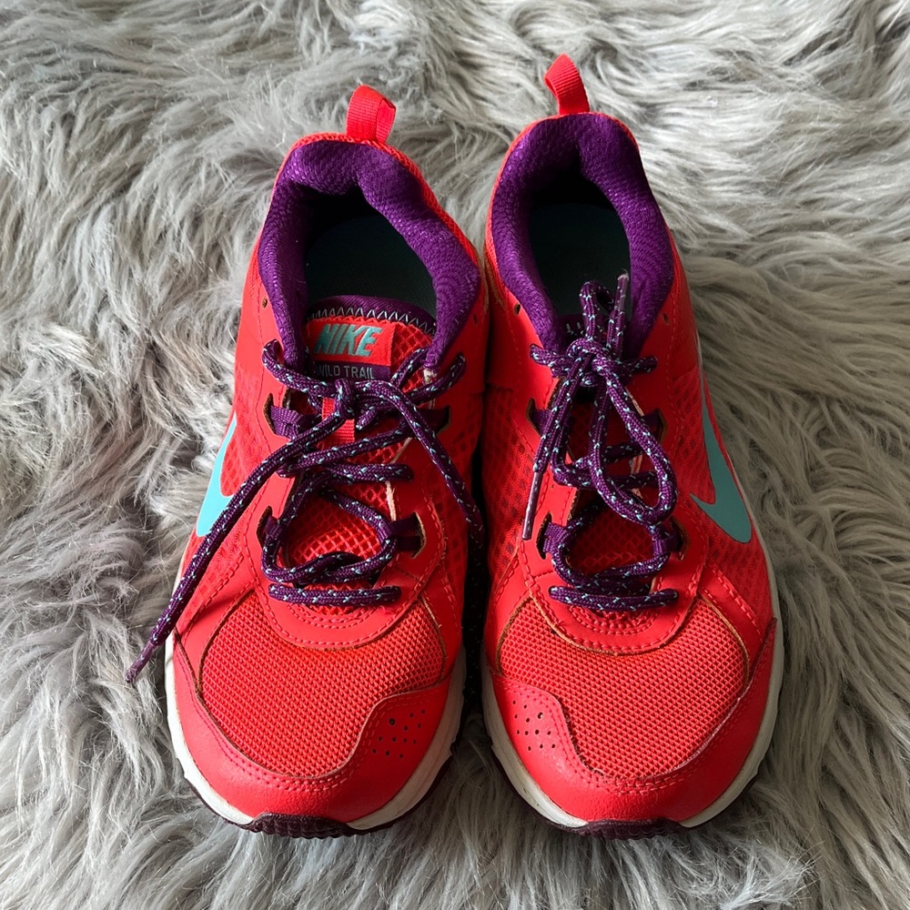 Nike Women’s Trail Sneakers
